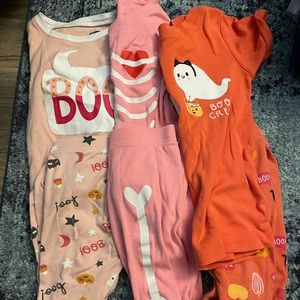 4T/5T Halloween PJ sets girls